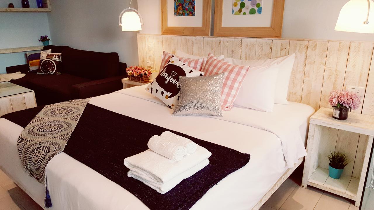 墾丁-湛藍海岸民宿 Azure Inn-南灣沙灘-可包棟-國旅卡特約商店 남완 외부 사진